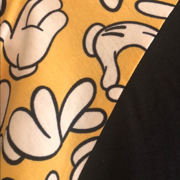 LuLaRoe Randy T-Shirt - Picture 2 of 6